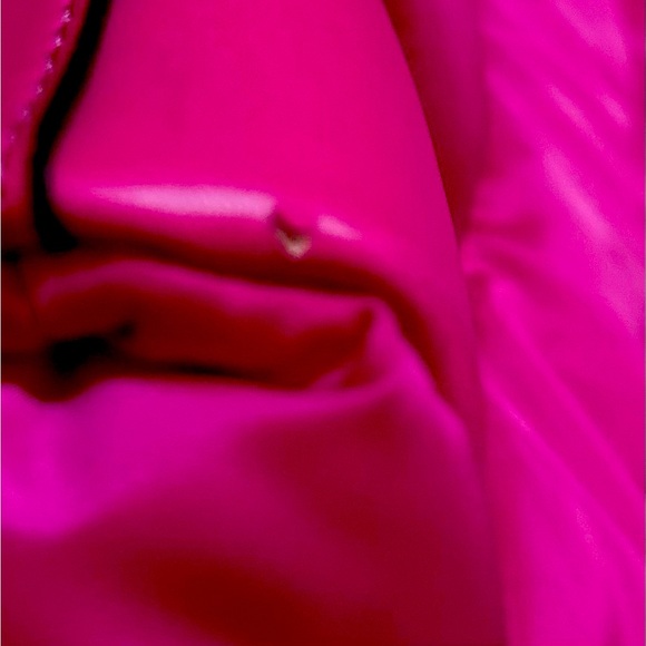 Tory Burch Ella Mini Puffer Tote - Picture 6 of 6